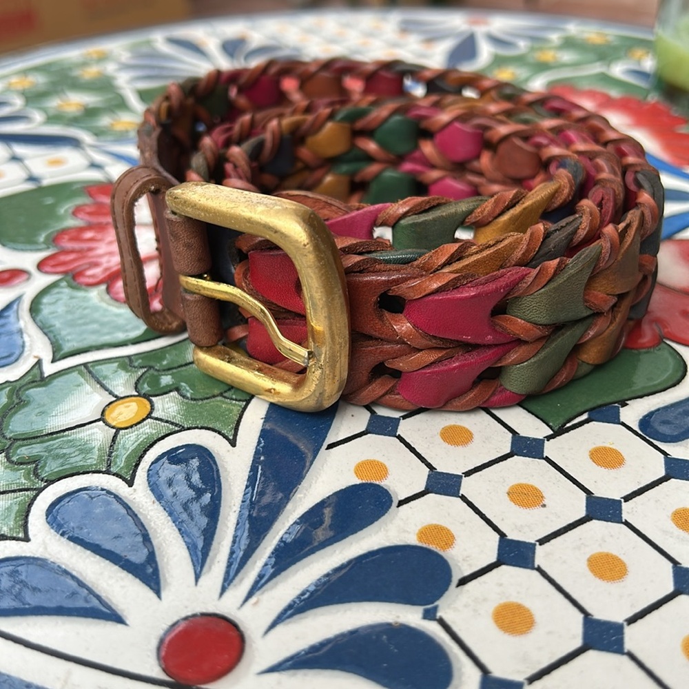 Women Braided Leather Belt with Gold Buckle size M 30